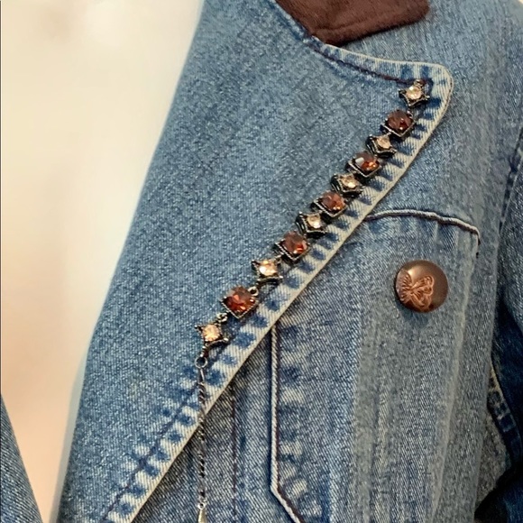 Very Vera Denim Embellished Jacket - Picture 3 of 16